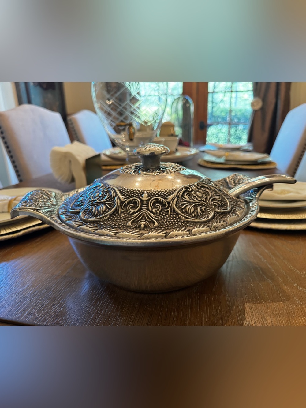 Wilton Armetale WM & Mary Tureen Serving Dish